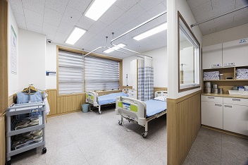 전남발달장애인훈련센터 직업체험관(순천평화병원) 입구사진 